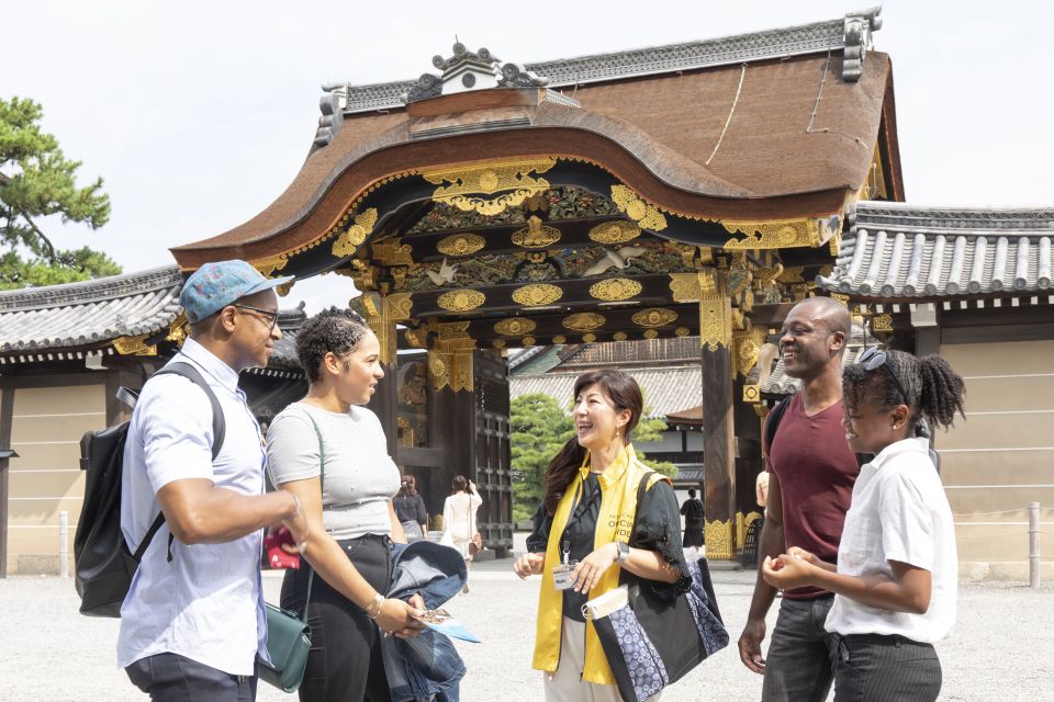 Kyoto: Nijo-jo Castle and Ninomaru Palace Guided Tour - Exclusive Room Access