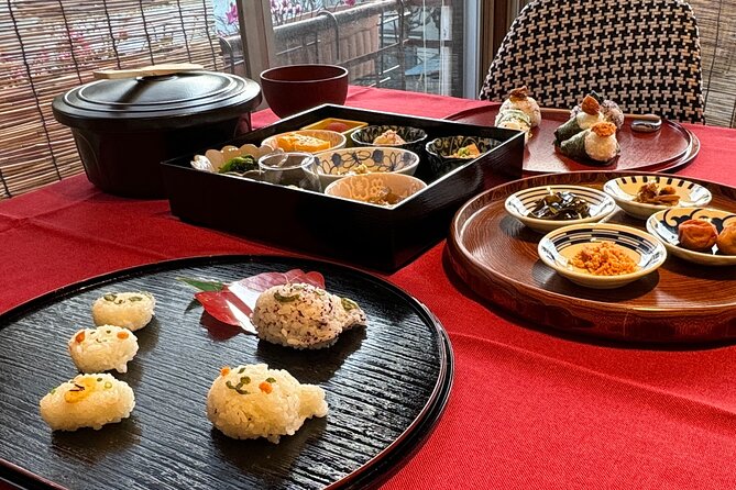 Lets Lunch / YANAKA MADAME HOME / Local Dish & Rice Ball Making. - Reviews and Ratings