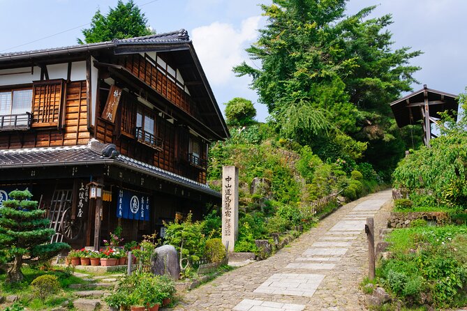 Magome & Tsumago Nakasendo Full-Day Private Trip With Government-Licensed Guide - Day Hike Duration