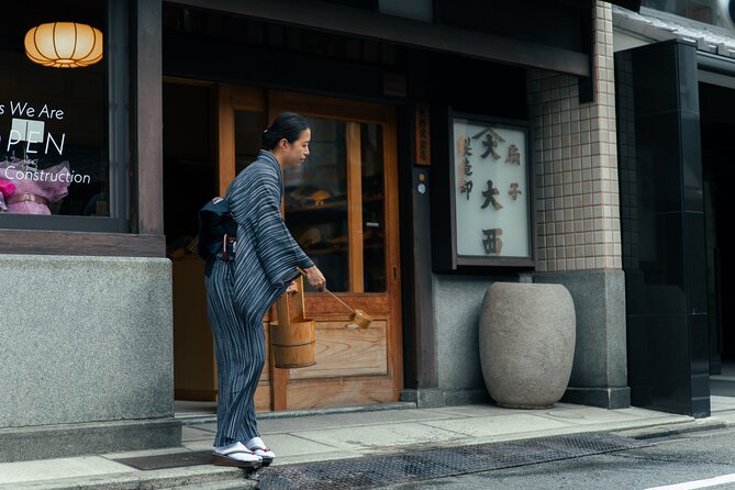 Private 3-Hour Sensu (Folding Fan) Tour With Kyoto Machiya Owner - Pickup Information and Flexibility