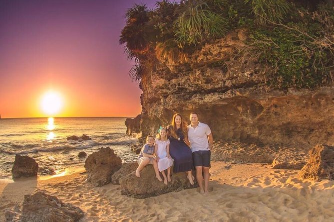 Private Photo Session With a Local Photographer in Okinawa - Meeting and Pickup