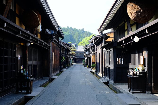 Private Sightseeing Tour to Shirakawago and Takayama From Nagoya - Transportation Services