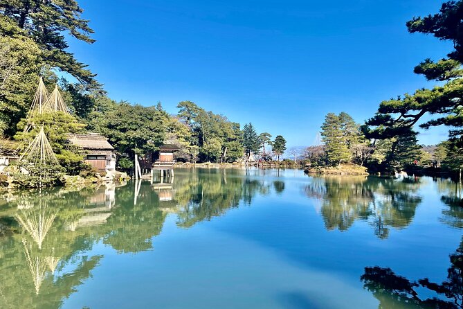 Private Walking Tour in Kanazawa With Local Guides - Meeting Point and End Point