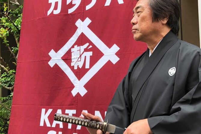 Samurai Sword Experience in Asakusa Tokyo - Learn From Skilled Sword Instructors