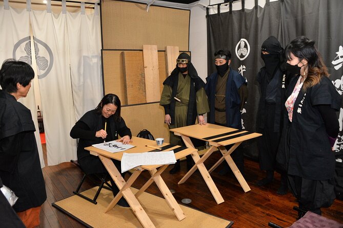 Shodo (Calligraphy) as Shinobi Samurai Culture in Tokyo, 90-min - Meeting Instructions