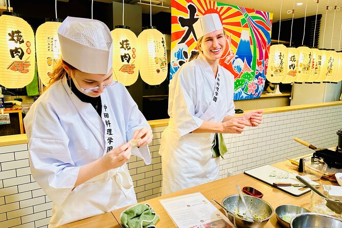 Sneaking Into a Cooking Class for Japanese - Meeting and Timing