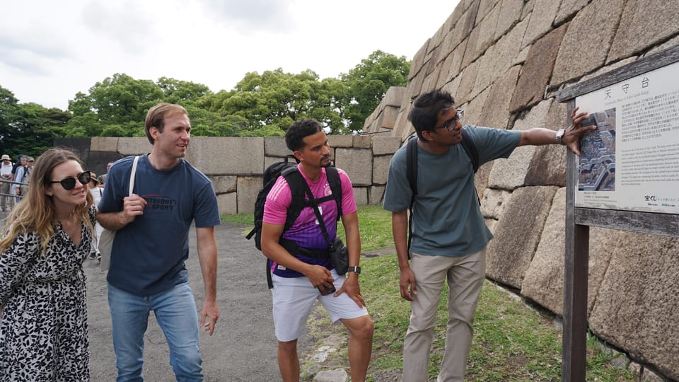 Tokyo: Imperial Palace History Walking Tour - Includes