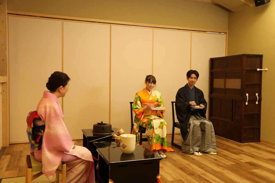 Tokyo: Practicing Zen With a Japanese Tea Ceremony - Watch Matcha Preparation