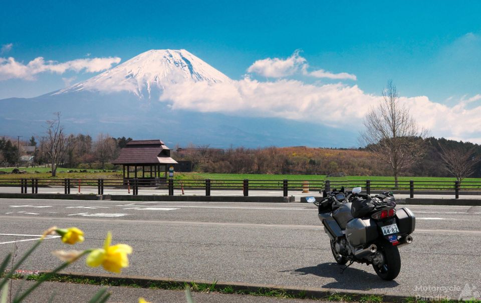 Tokyo: Private Motorcycle Day Trip to Fuji and Hakone: Onsen - Itinerary Highlights