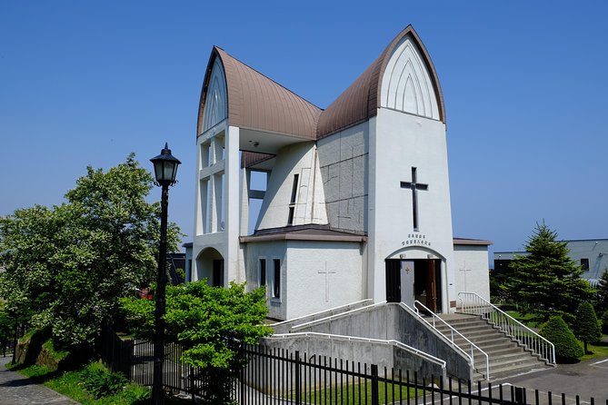 Walk Around Hakodates Hidden Spots Guided by Local Residents - End Point: Marutama Square