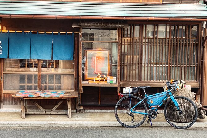 Yanaka Sendagi Nezu : Explore Traditional Life & Beauty Tour - Finger Puppet Show Delight