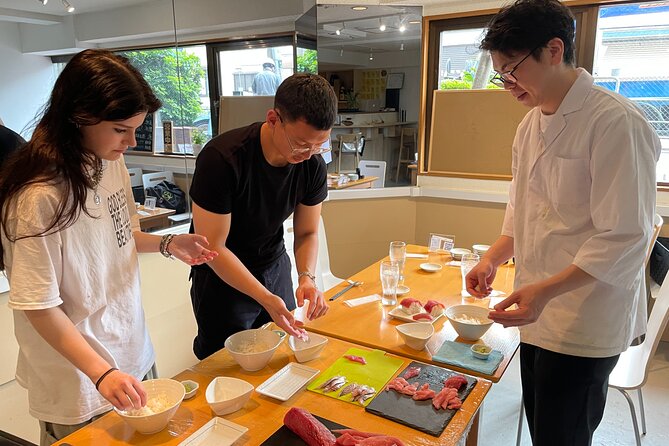 2-Hour Tuna Cutting and Sushi Small Group Workshop in Sendagi - Meeting Point Information