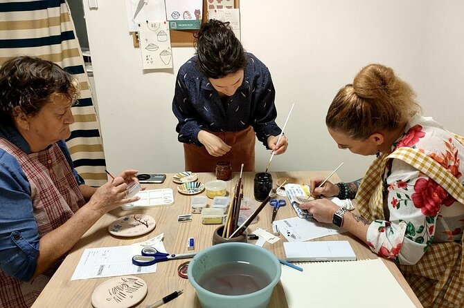 2 Hours Private Painting of Ceramics in Osaka - Accessibility