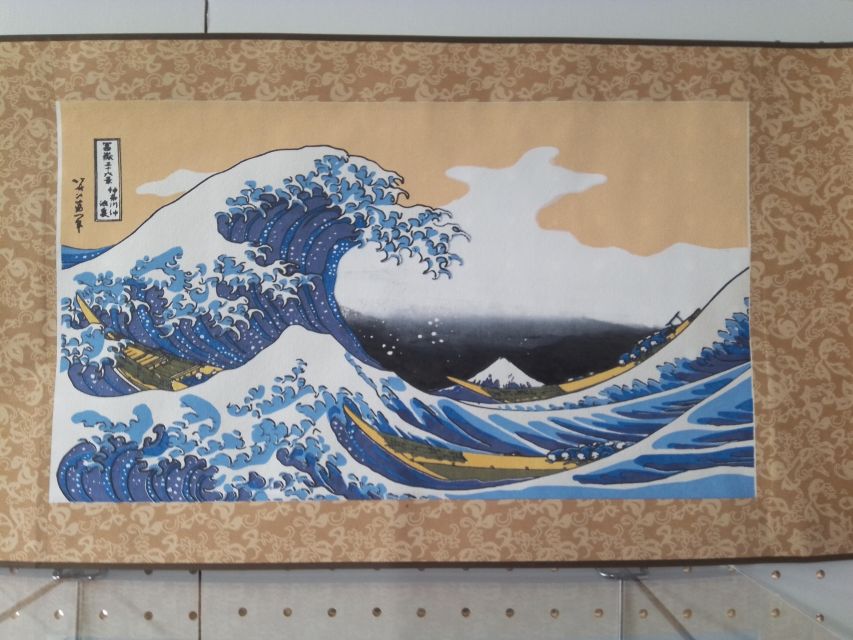 【Standard】Tokyo: Ukiyo-e Scroll Making Experience - Inclusions