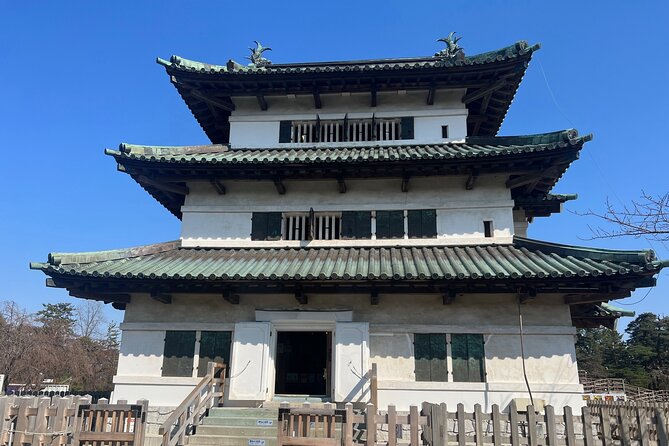 Half-Day Hirosaki Castle and Samurai House Tour With Guide - Guest Reviews and Feedback