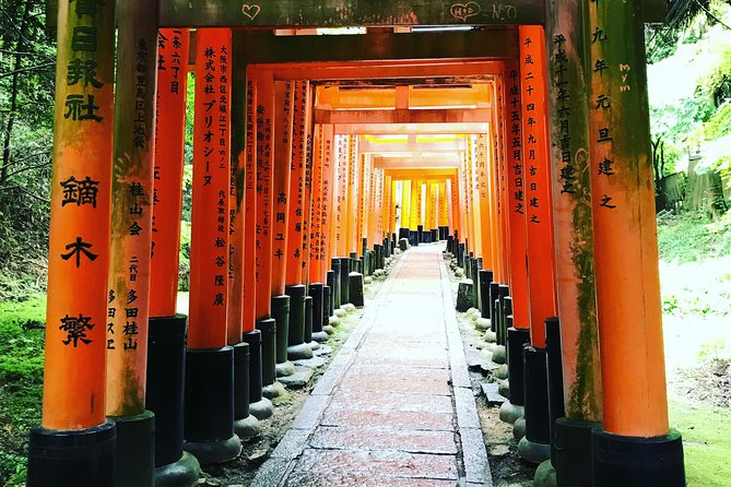 Inside of Fushimi Inari - Exploring and Lunch With Locals - Customer Reviews