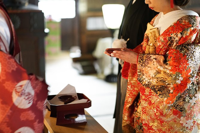 Kimono Wedding Photo Shot in Shrine Ceremony and Garden - Meeting Point Information