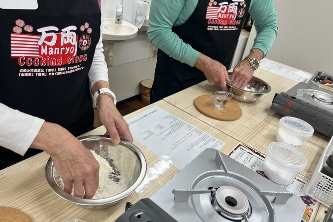 Kyoto: Japanese Cooking Class. Make Udon and Sushi and More - Reviews and Average Rating