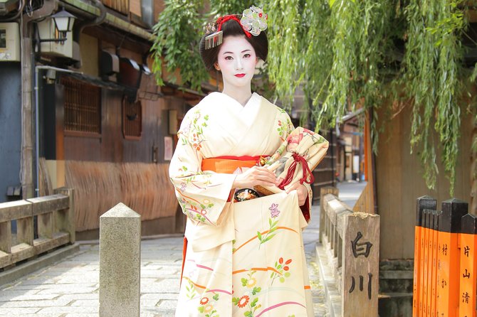 Kyoto Kiyomizudera Temple: Maiko Strolling Plan 22,000yen - Requirements