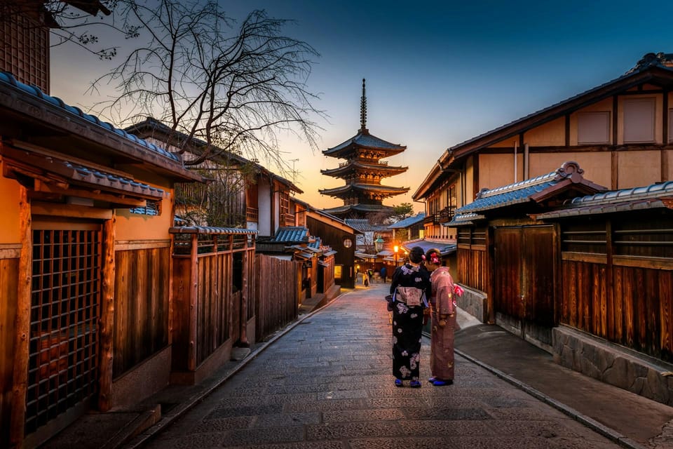 Kyoto: Self-Guided Audio Tour - Meeting Point