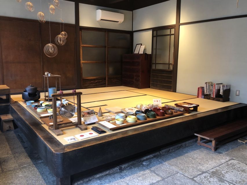 Kyoto: Zen Matcha Tea Ceremony With Free Refills - Meeting Point