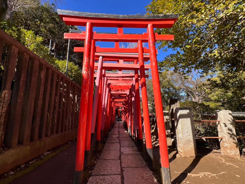 Old Town Walking Tour of Japanese History and Transition - Local Shopping Experience