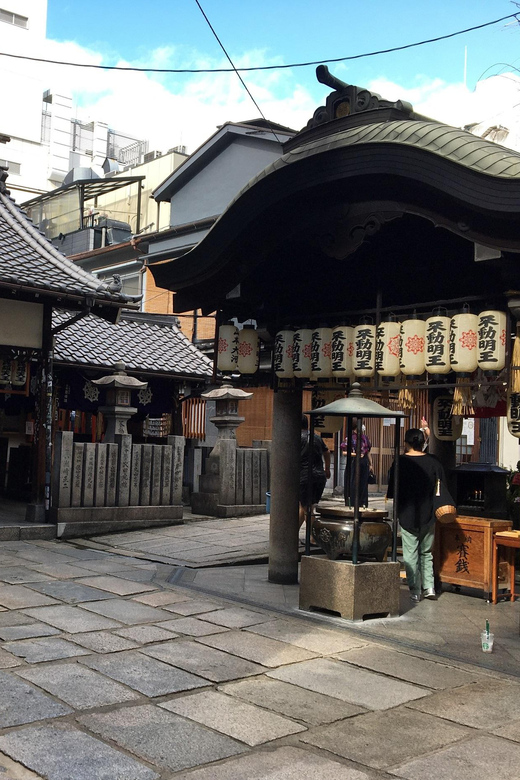 Osaka: Half-Day Private Guided Tour of Minami Modern City - Description