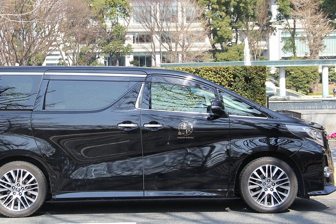 Private Nagoya Airport Transfers for Kanazawa/Toyama/Tateyama Kurobe (7 Seater) - Vehicle and Amenities