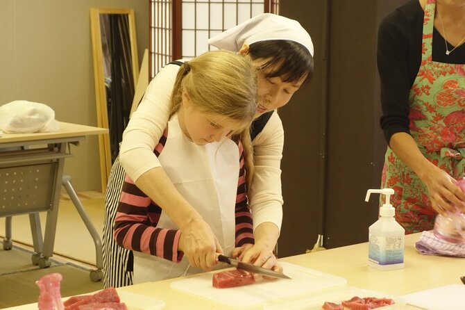 Sushi Making Experience in Front of Tokyotower - Frequently Asked Questions