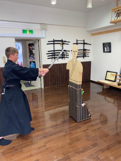 Tokyo Iaido Tournament Entry Fee + Martial Arts Experience - Participant Restrictions