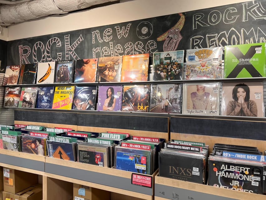 Tokyo : Shibuya Tour of Famous Tokyo Vinyl (Record) Stores - Extensive Music Selection Highlight