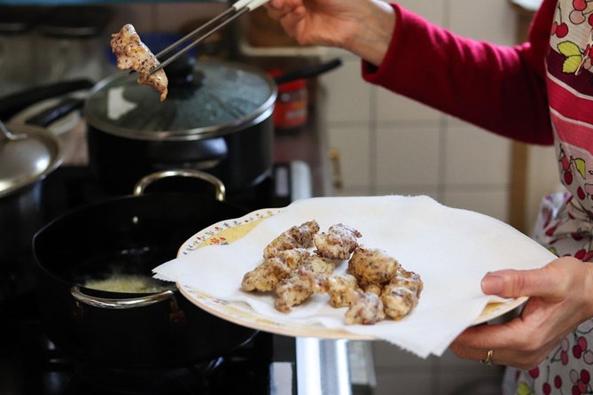 Authentic Seasonal Japanese Home Cooking Lesson With a Charming Local in Kyoto - Host Information