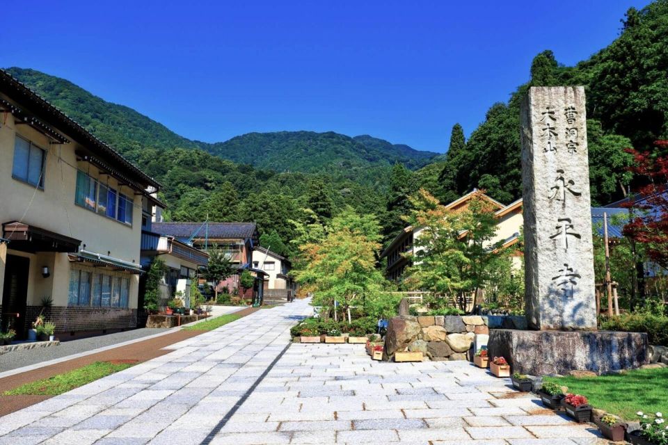 From Kanazawa: Eiheiji Buddhist Temple & Fukui Castle Town - Meeting Point