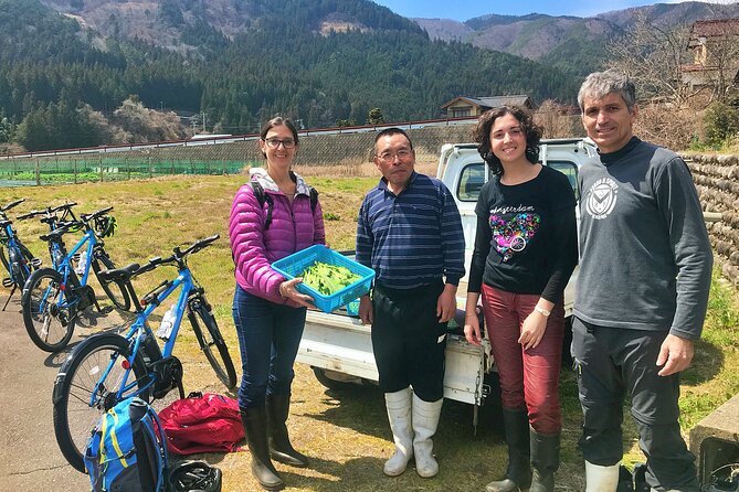 Hida Private E-Bike Tour With Premium Lunch and Farm Experience - Directions and Guidelines