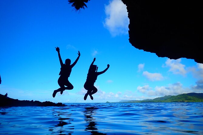 [Ishigaki] Kabira Bay SUP/Canoe + Blue Cave Snorkeling - Photo Data Inclusion