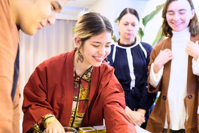 Japanese Flower Arranging (Ikebana) Experience/Workshop in Tokyo - Ikebana Tools and Flowers