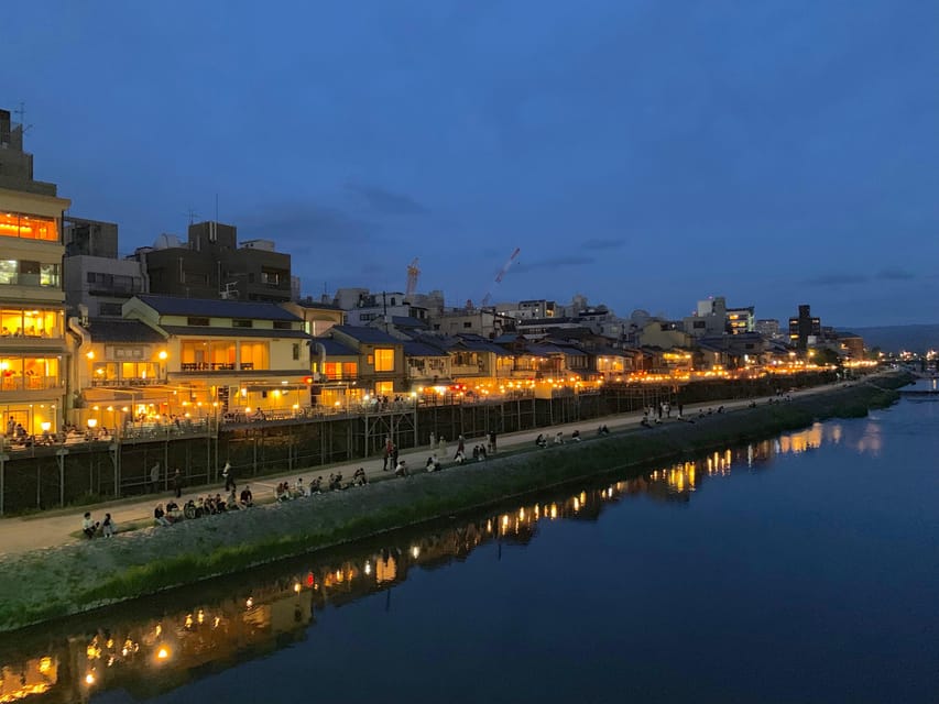 Kyoto: Gion Geisha District Walking Tour at Night - Key Stops