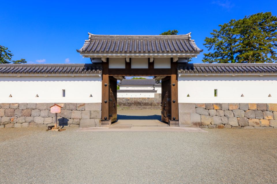 Odawara: Odawara Castle Tenshukaku Entrance Ticket - Inclusions and Meeting Point