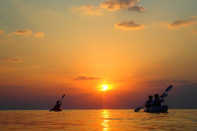 [Okinawa Miyako] [Evening] Twilight in the Sea of Silence... Sunset SUP / Canoe - Pricing and Booking Information