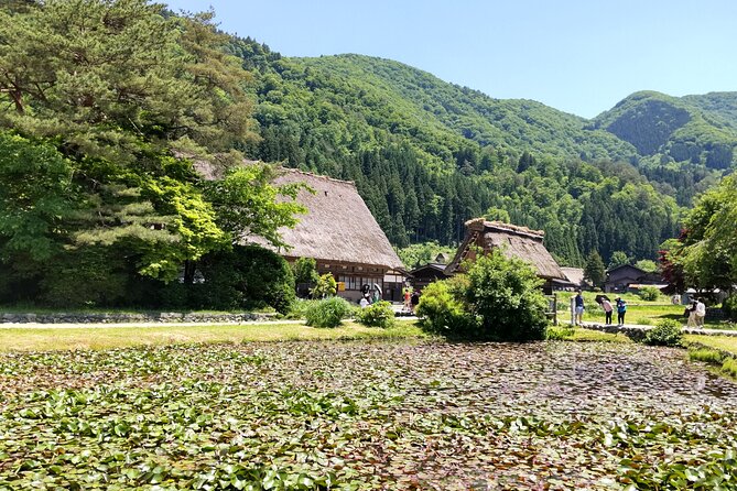 [One-Day Bus Tour Departing From Kanazawa Station] Shirakawa-Go and Gokayama - Two World Heritage Villages Enjoyable Bus Tour - Direction and Meeting Point