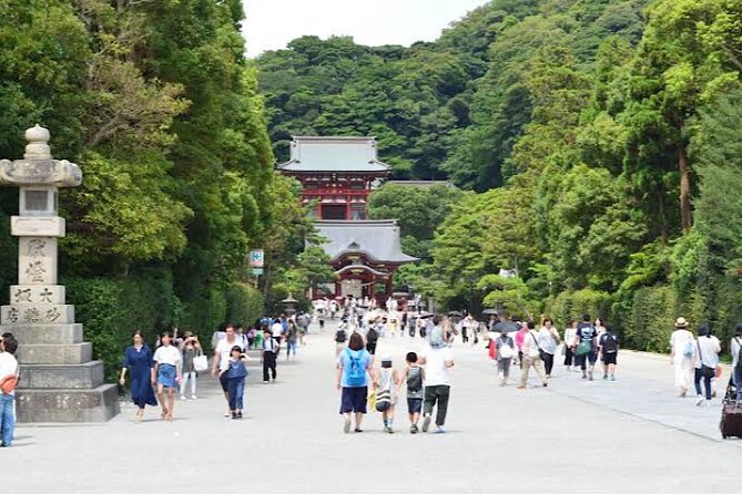 Private Kamakura and Yokohama Sightseeing Day Trip With Guide - Accessibility Information