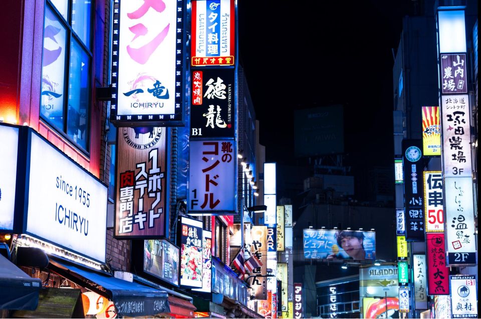 Shinjuku Night Tour + Cinematic Video Shooting Service - Not Suitable For