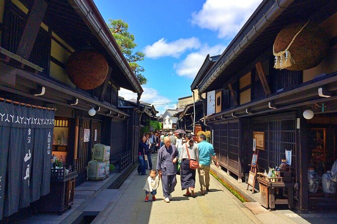 Takayama Arts & Crafts Local Culture Private Tour With Government-Licensed Guide - Additional Information