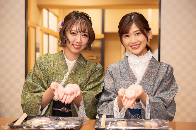 Tokyo Japanese Sweets Making Experience Tour With Licensed Guide - Meeting and Pickup Details