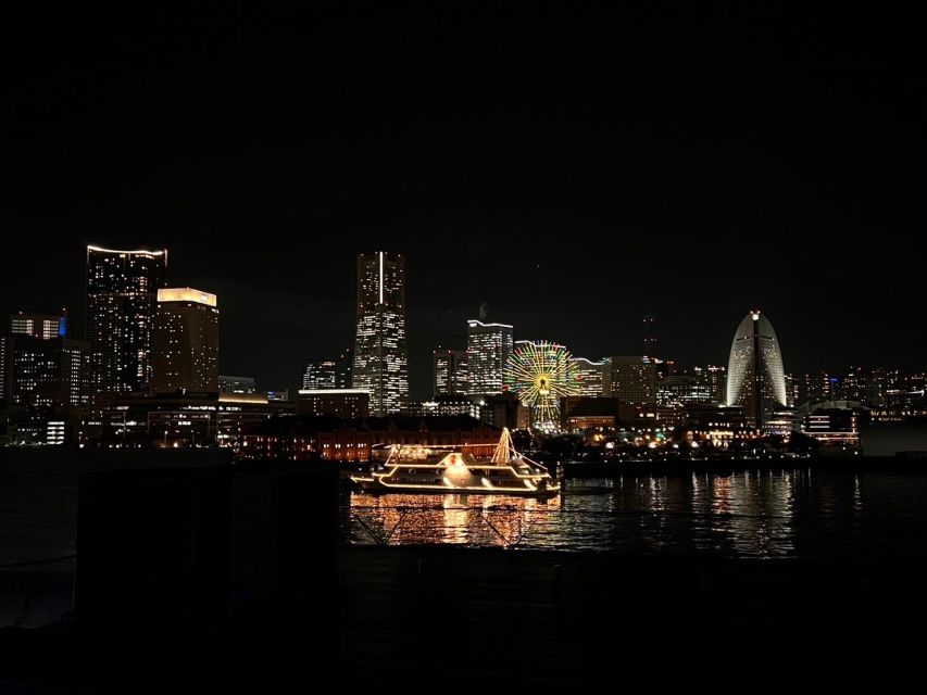 Yokohama 1.5 H Night View Walking Tour in Minatomirai - Photo Opportunities