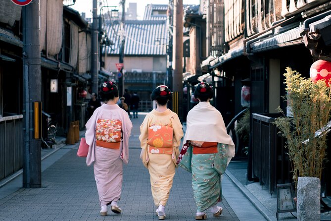 2 Hours Tour in Historic Gion: Geisha Spotting Area Tour - Recap