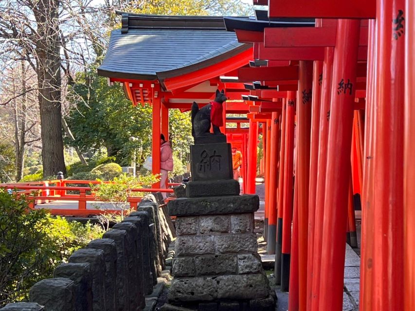 Old Town Walking Tour of Japanese History and Transition - Nezu Shrine Visit