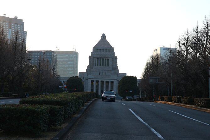 Tour Around Imperial Palace, Diet Building Area & Hie Shrine - Directions to Tameike-sanno Station