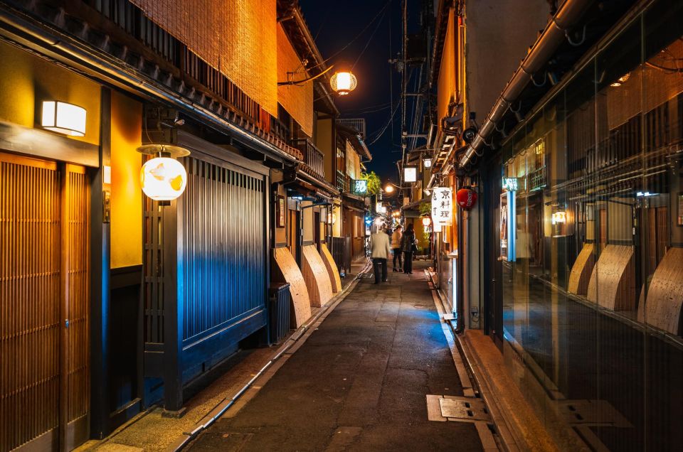 Kyoto : 3-Hour Bar Hopping Tour in Pontocho Alley at Night - Customer Reviews and Feedback