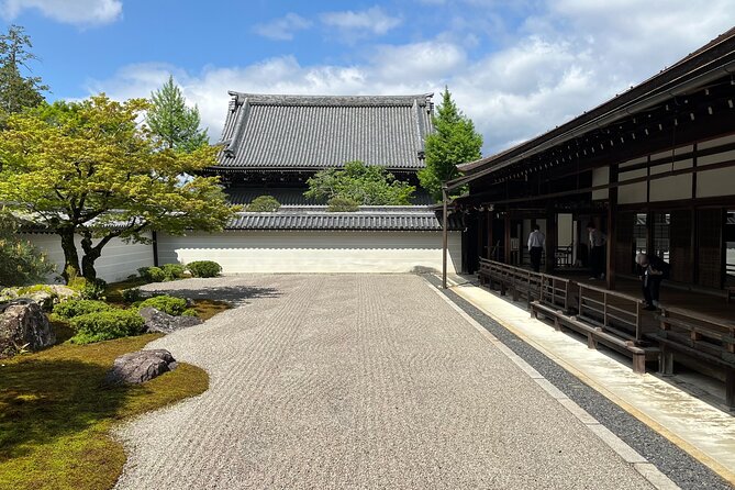 Kyoto Silver Pavilion Private 4-Hour Guided Tour - Accessibility Information